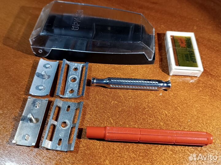 Лот 2 бритвенных станка СССР