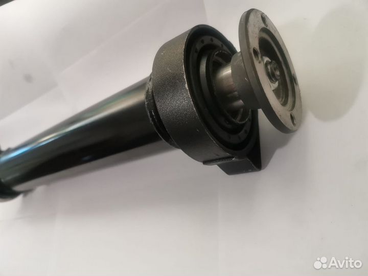 Карданный вал на ниву