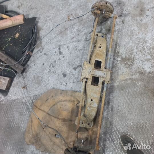 Балка mazda familia