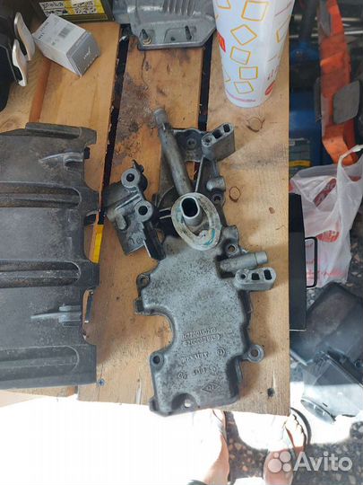 Рено Сценик части мотора