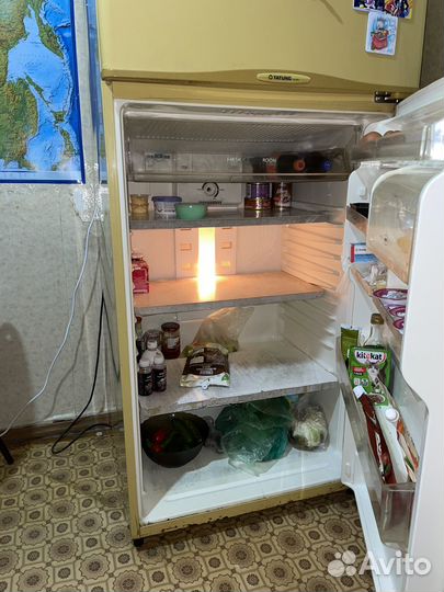 Холодильник tatung TR-A9FP старый большой