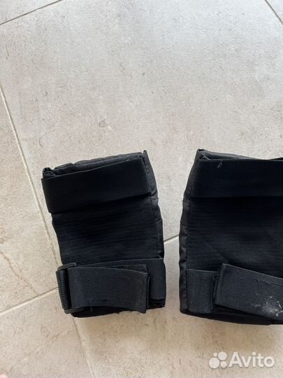 Защита коленей и локтей