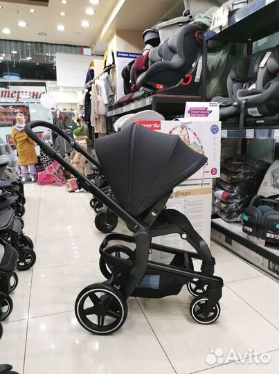 Стул для кормления MowBaby Bravo