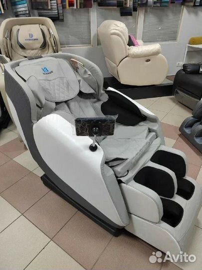 Массажное кресло в наличии