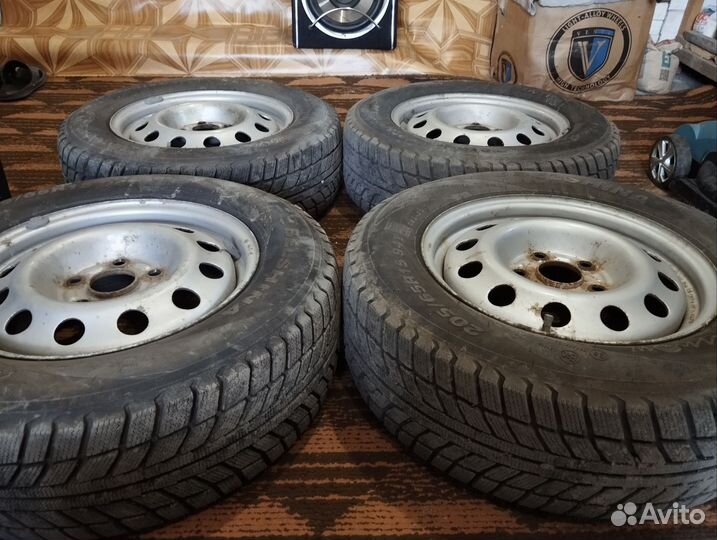 Колеса зимние 205/65 R15