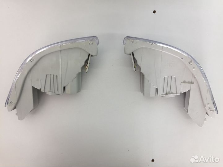 Повторители поворота Toyota Mark 2 96-98