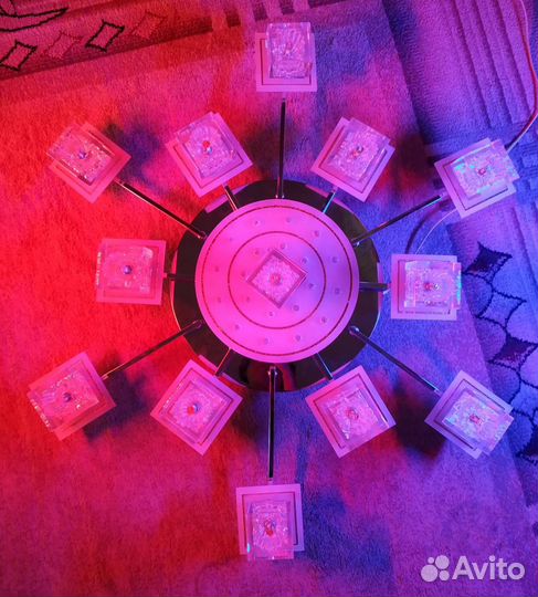 Люстра со светодиодной подсветкой и пультом ду