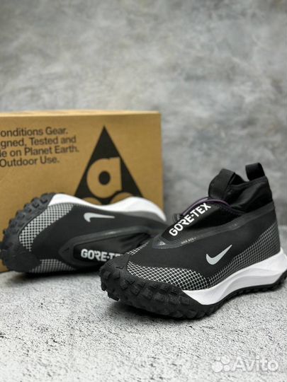 Nike ACG Mountain Fly Gore-Tex Black White