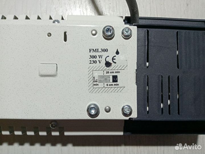 Обогреватель электрический настенный