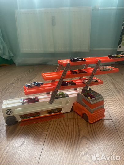 Hot wheels автовоз 50 машинок