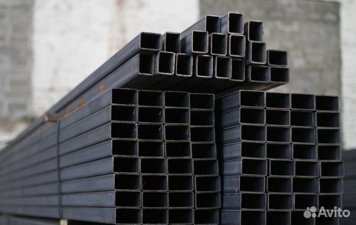 Труба профильная 80х40х3. Металлопрокат