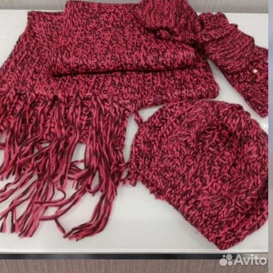 Головные уборы женские