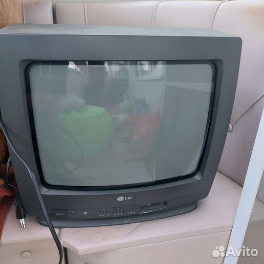 Телевизор Lg старый