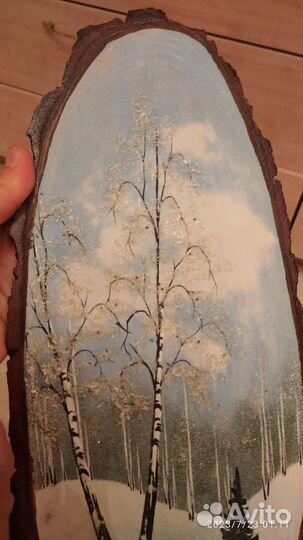 Картина на срезе дерева Зимний лес