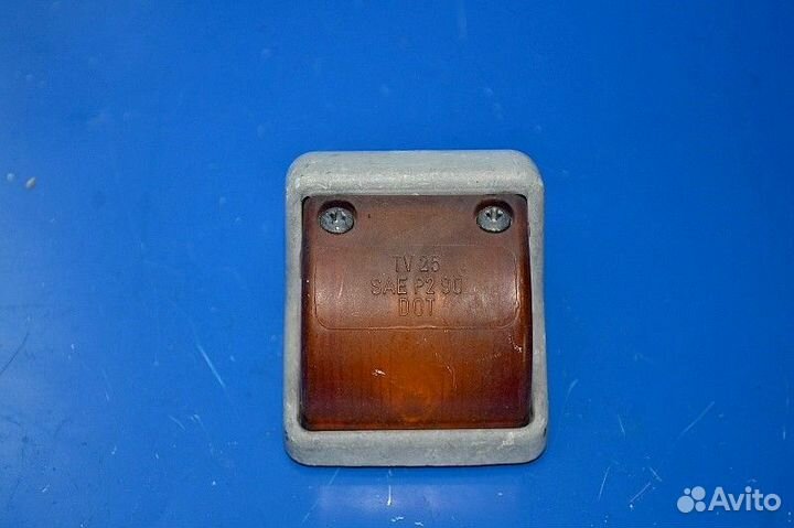 Габаритный фонарь на крышу mercedes-benz Actros MP