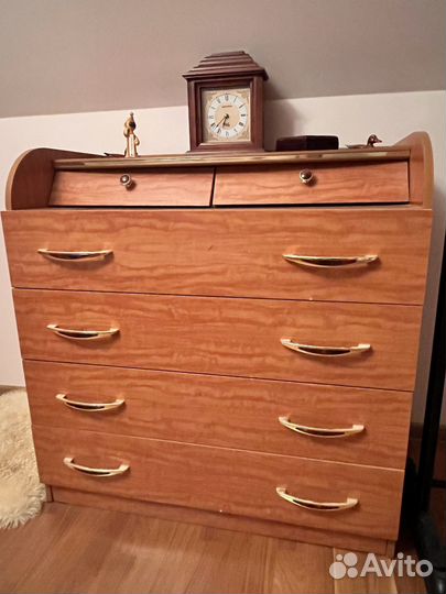 Спальный гарнитур