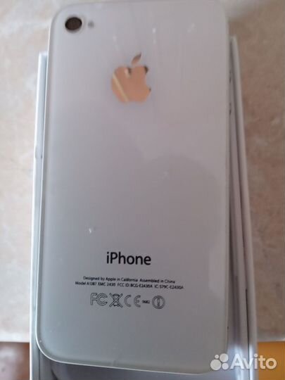 iPhone 4S, 16 ГБ