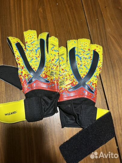 Вратарские перчатки jogel