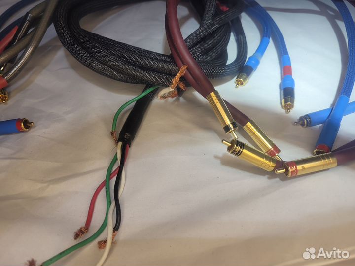 Комплекта аудиофильских кабелей для аудио