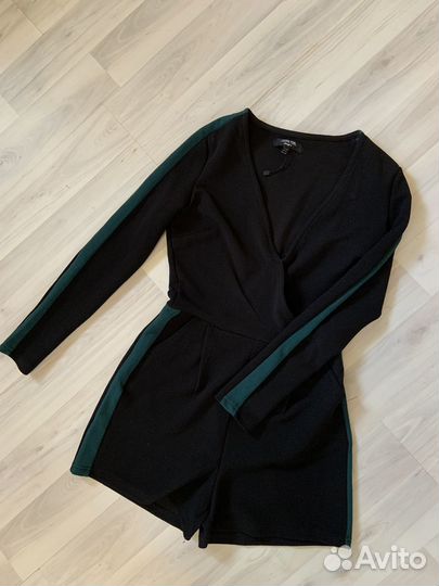 Комбинезон с шортами и лампасами