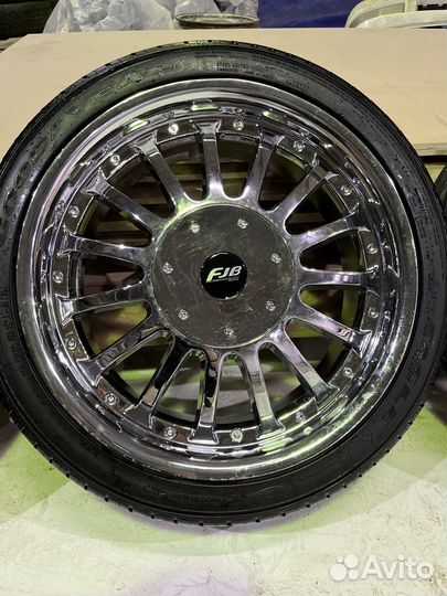 Колеса в сборе R18 летние