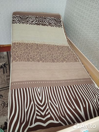 Матрас пружинный 90х200