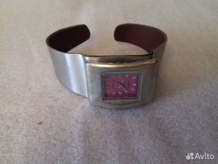 Часы Gucci винтажные