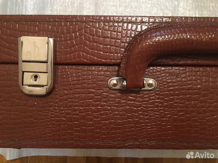 Чемодан СССР кожаный