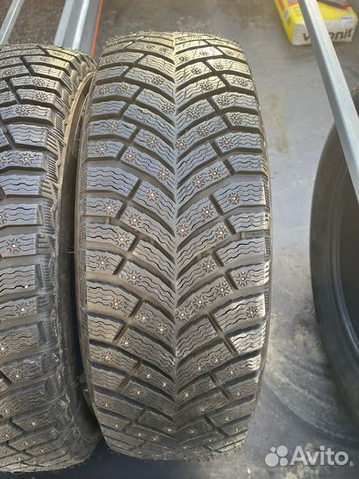 Michelin X-Ice North 4 215/60 R17 100T