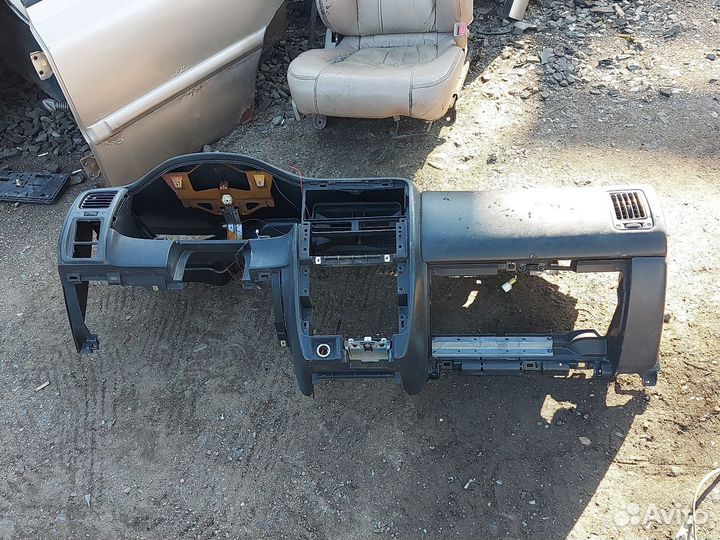 Торпеда для nissan almera n15 с airbag