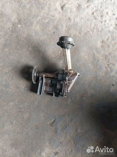 Насос масляный Renault Logan