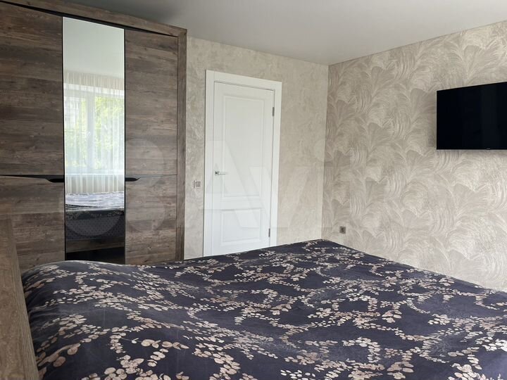 2-к. квартира, 48 м², 3/9 эт.