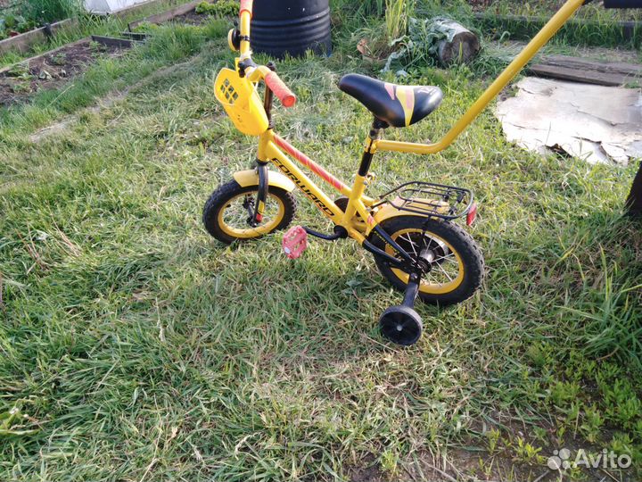 Детский велосипед с ручкой бу