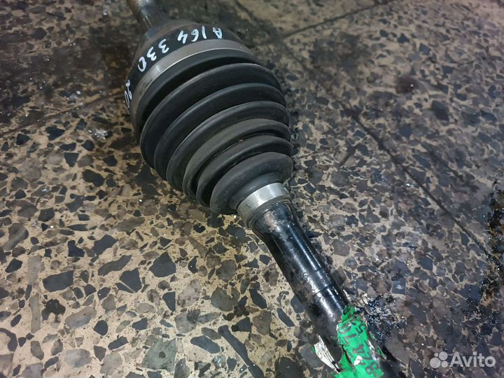 Привод передний левый Mercedes GL X164