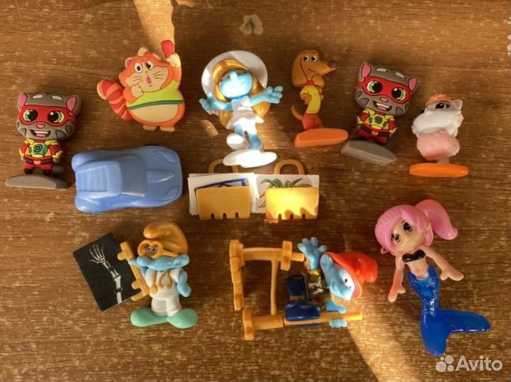 Игрушки из шоколадных яиц