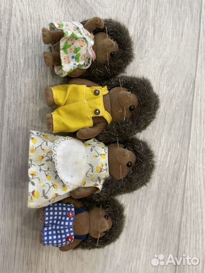 Семья ежей Sylvanian Families