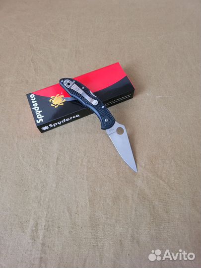 Spyderco delica 4