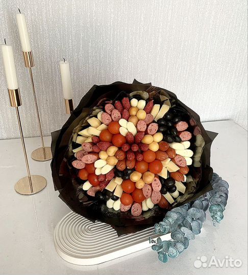 Съедобные букеты, сладкие, колбасные