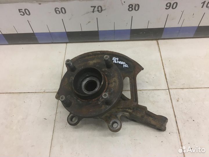 Кулак поворотный передний правый Almera Classic (B