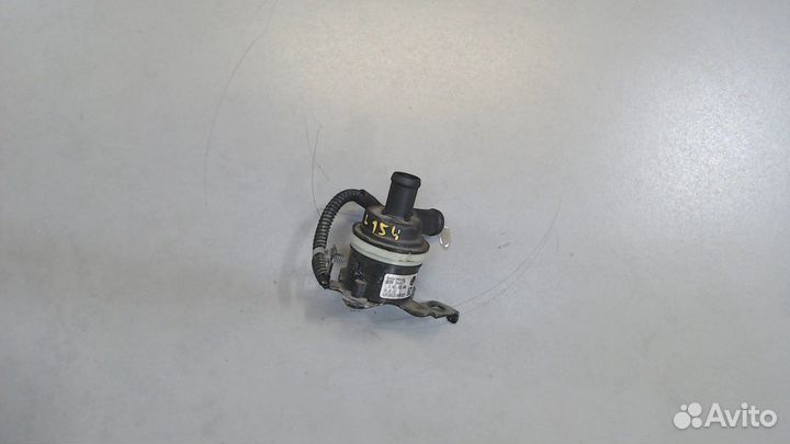 Насос водяной Chevrolet Equinox 2017, 2019