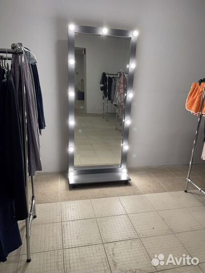 Гримерное зеркало