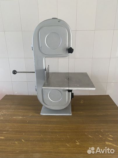 Ленточная пила для резки мяса