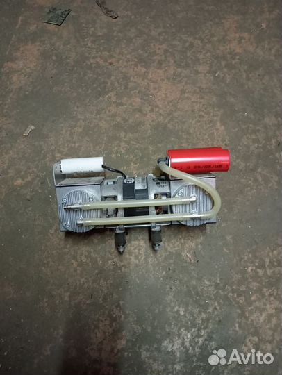 Вакуумный насос медицинский