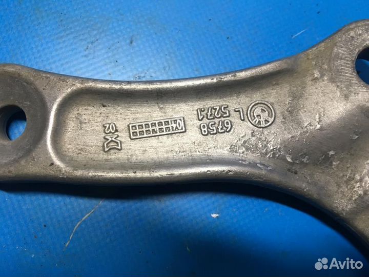 Кронштейн стойки штанги стабилизатора левый BMW 5