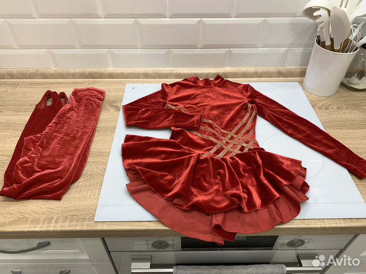 Костюм для фигурного катания