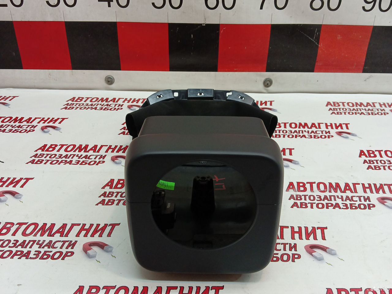 Кожух рулевой колонки Lixiang L7