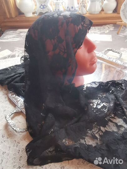 Ажурный большой шарф Гипюровый