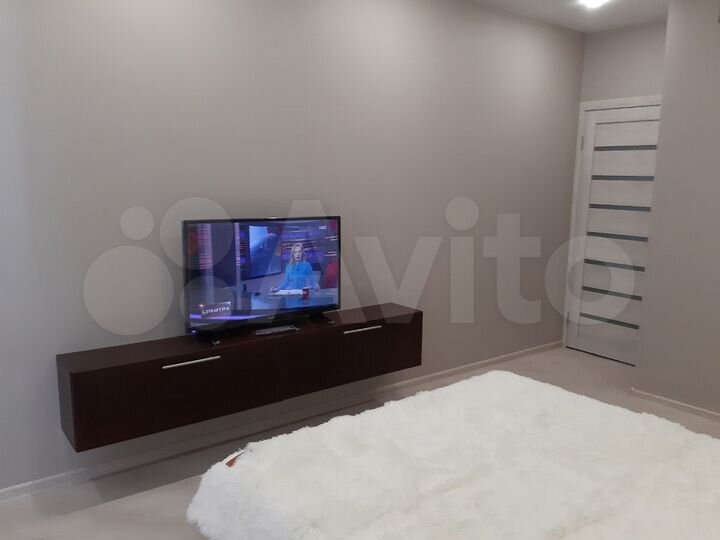 2-к. квартира, 46 м², 3/17 эт.