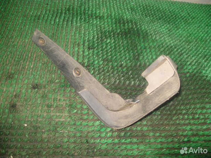 Брызговик задний правый Mazda 6 (GH) 2008