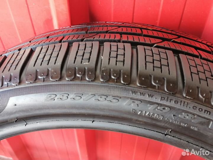 Pirelli Sottozero Winter 240 235/35 R19